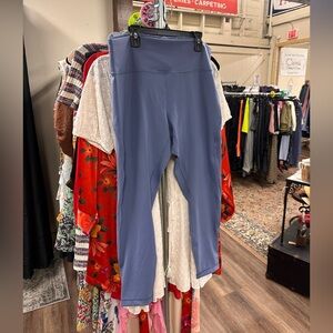 Lululemon Wunder train mesh panel size 14 25 inch inseam blue leggings